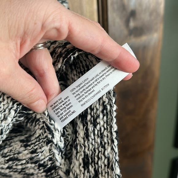 Eileen Fisher Peruvian organic Cotton black white Sweater medium - Picture 5 of 6